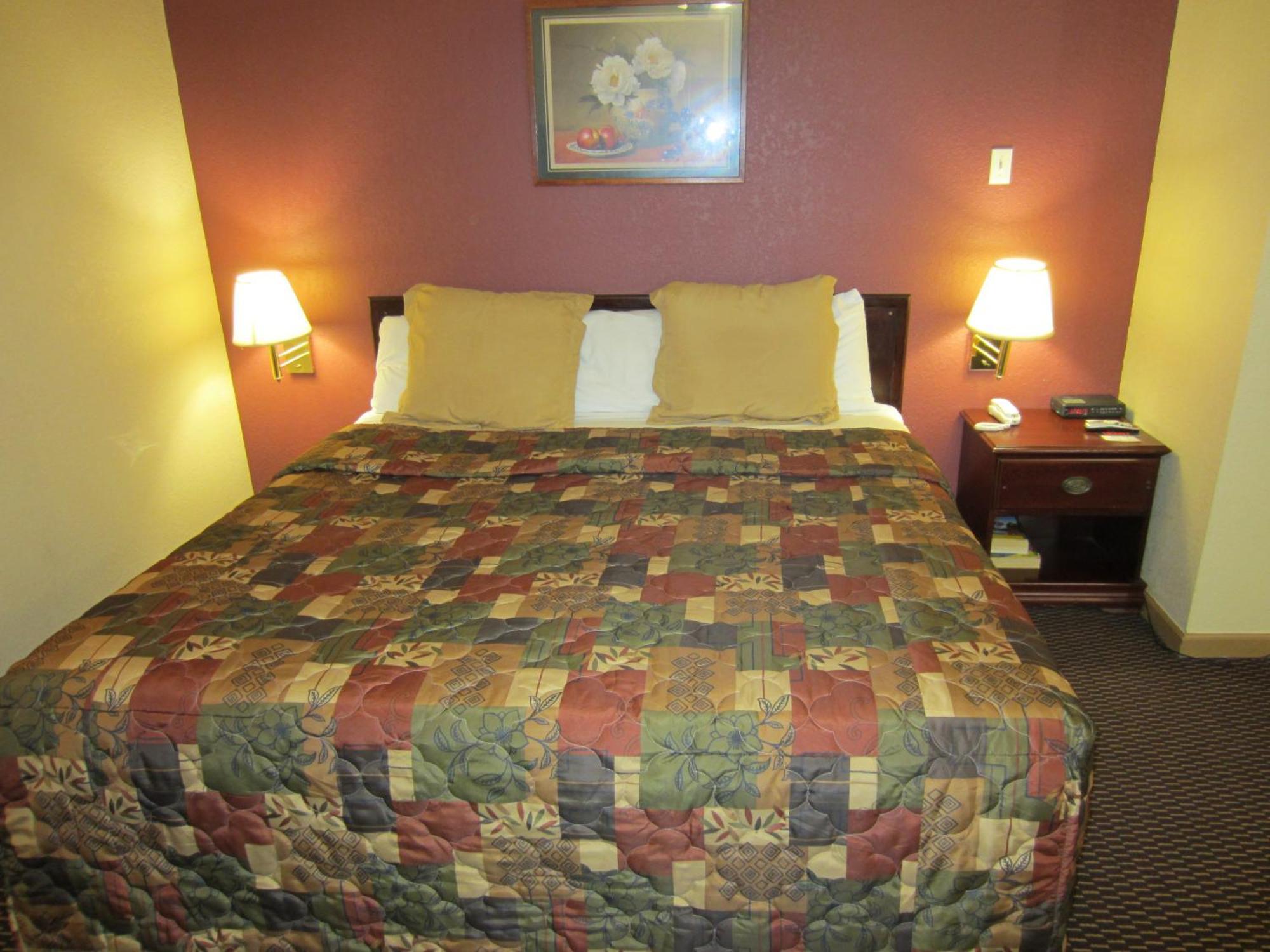 First Western Inn - Fairmont City Buitenkant foto