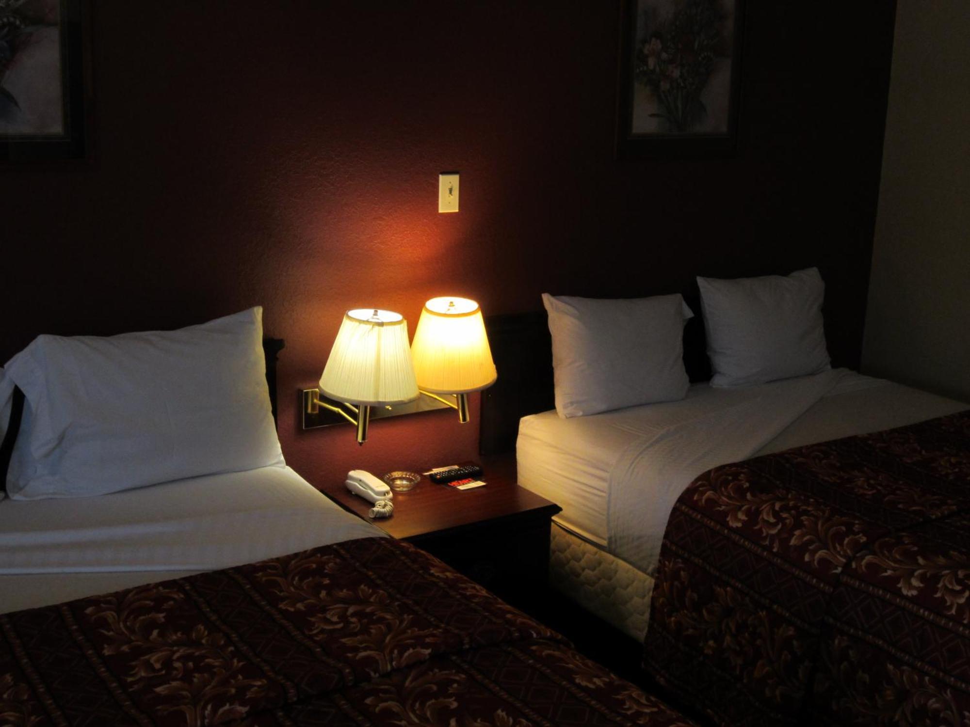 First Western Inn - Fairmont City Kamer foto